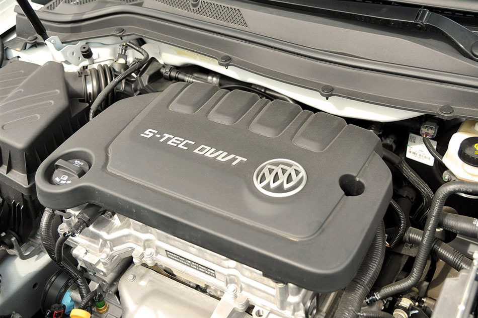 2015款 15N 自动豪华型 引擎底盘