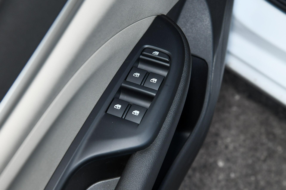 2018款 15T 双离合进取型 座椅空间