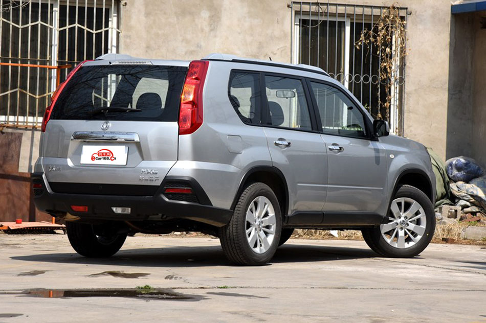 2015款 2.0L 手动两驱领航版 外观