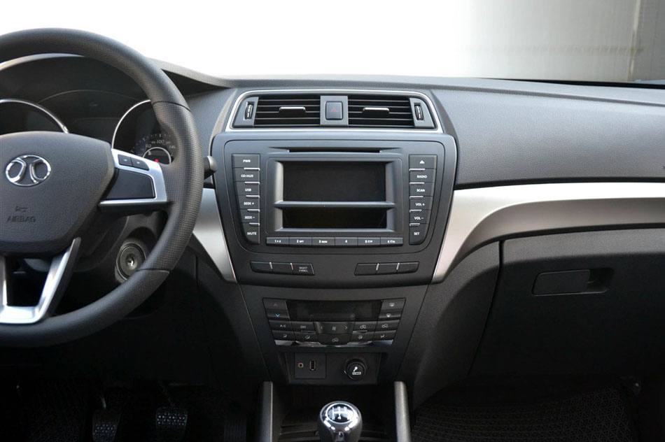 2015款 2.0T 手动舒适型 内饰