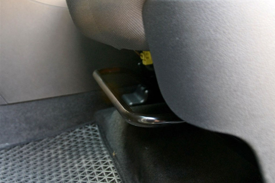 2015款 2.0T 手动舒适型 座椅空间