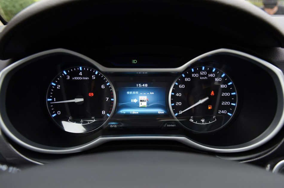 2017款 三厢百万款 1.3T 手动向上版 内饰