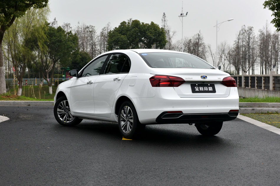2018款 1.5L CVT尊贵型 外观