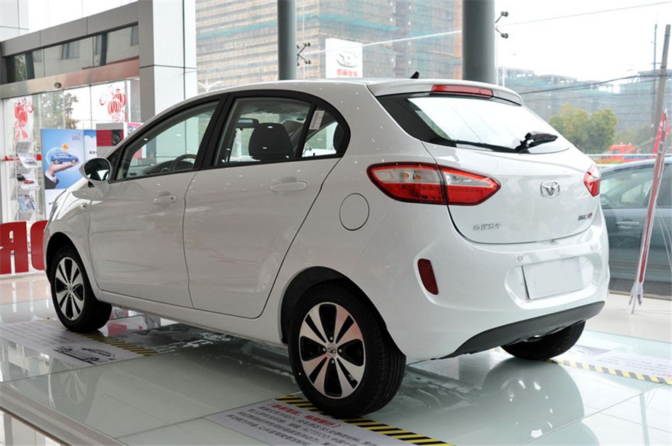 2015款 1.5L 手动黄钻版 外观