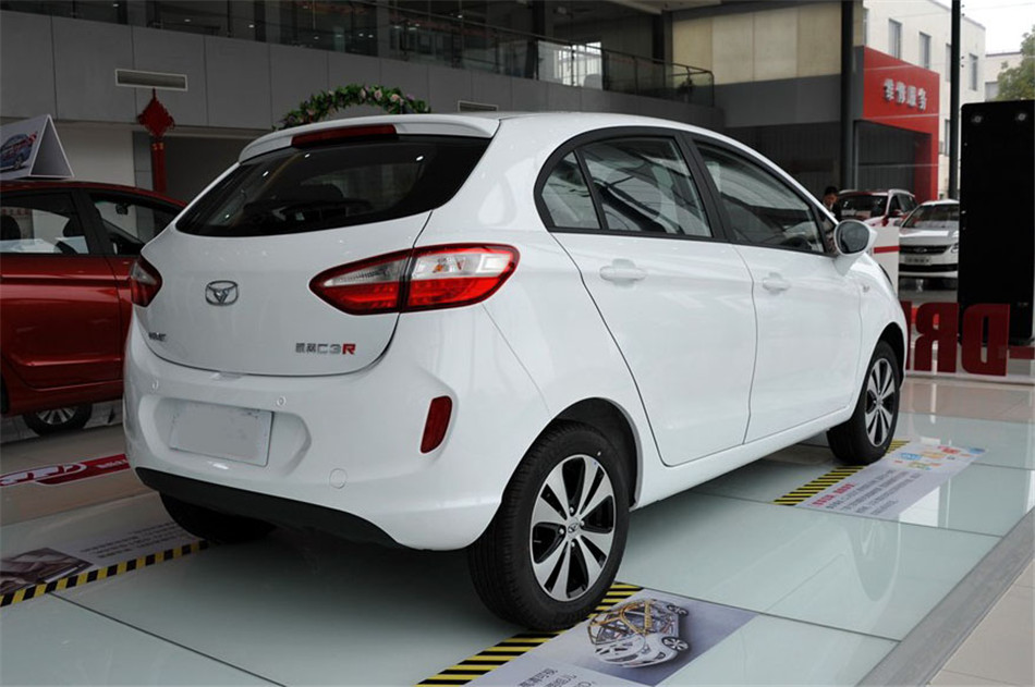 2015款 1.5L 手动黄钻版 外观