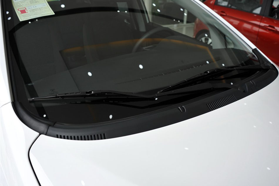 2015款 1.5L 手动黄钻版 细节