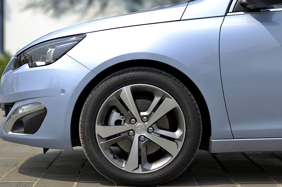 2015 1.6T Զ۰ ϸ