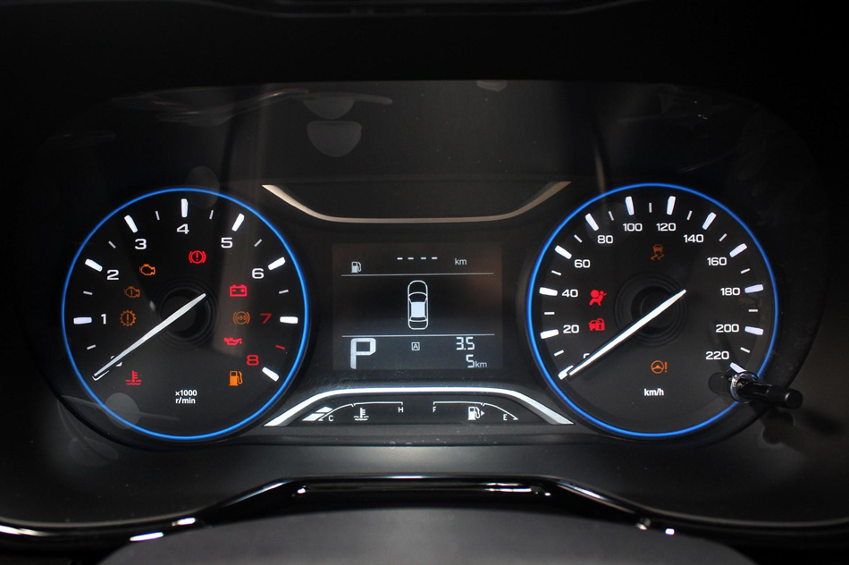 2018款 200T G-DCT两驱舒适版 内饰