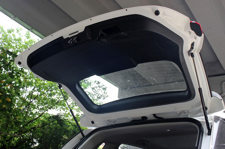 2018款 200T G-DCT两驱舒适版 座椅空间