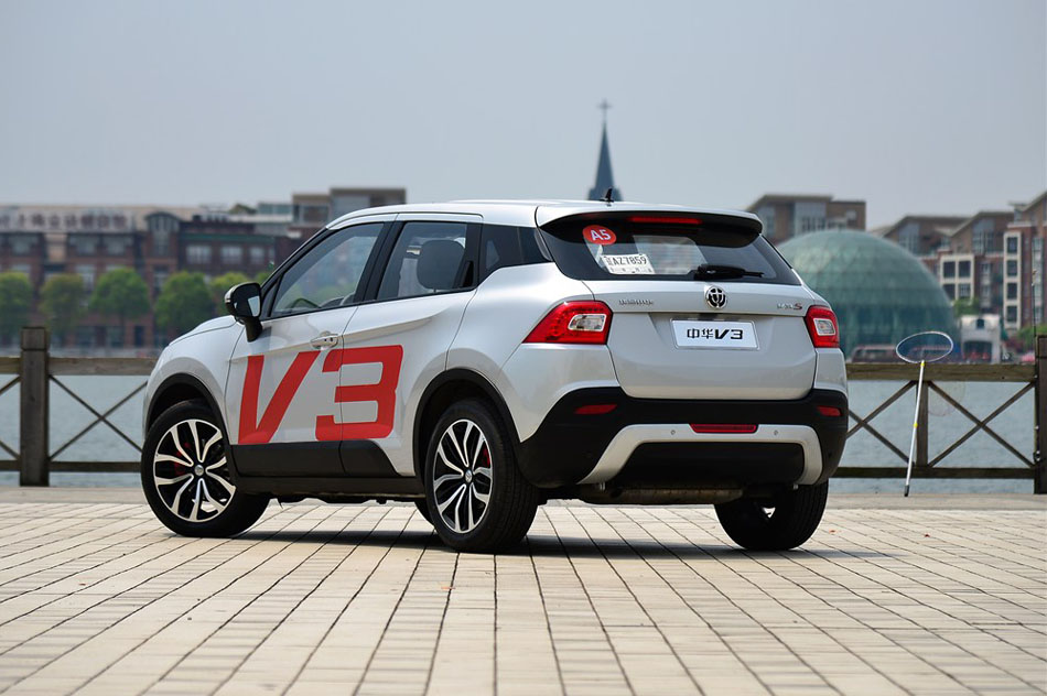 2015款 1.5T 自动旗舰型 外观