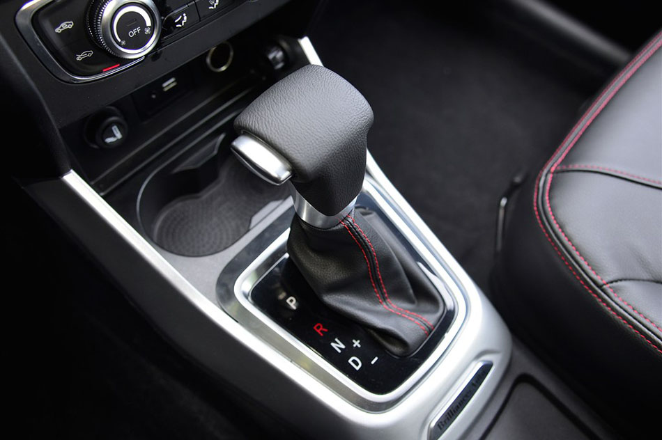 2015款 1.5T 自动旗舰型 内饰