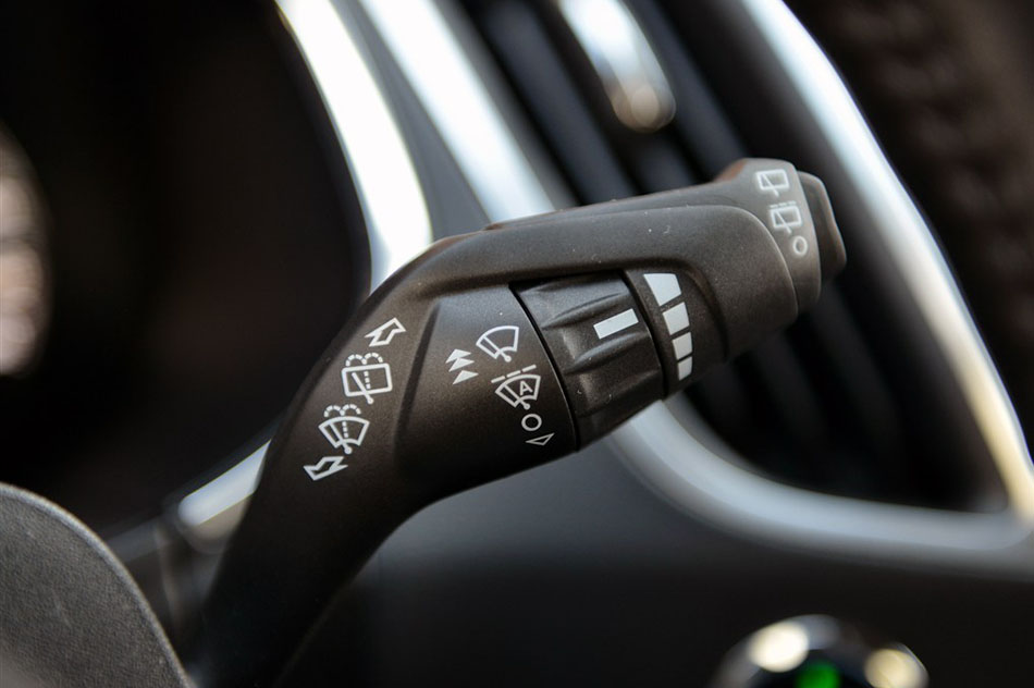 2015款 2.7T GTDi 四驱尊锐型 内饰