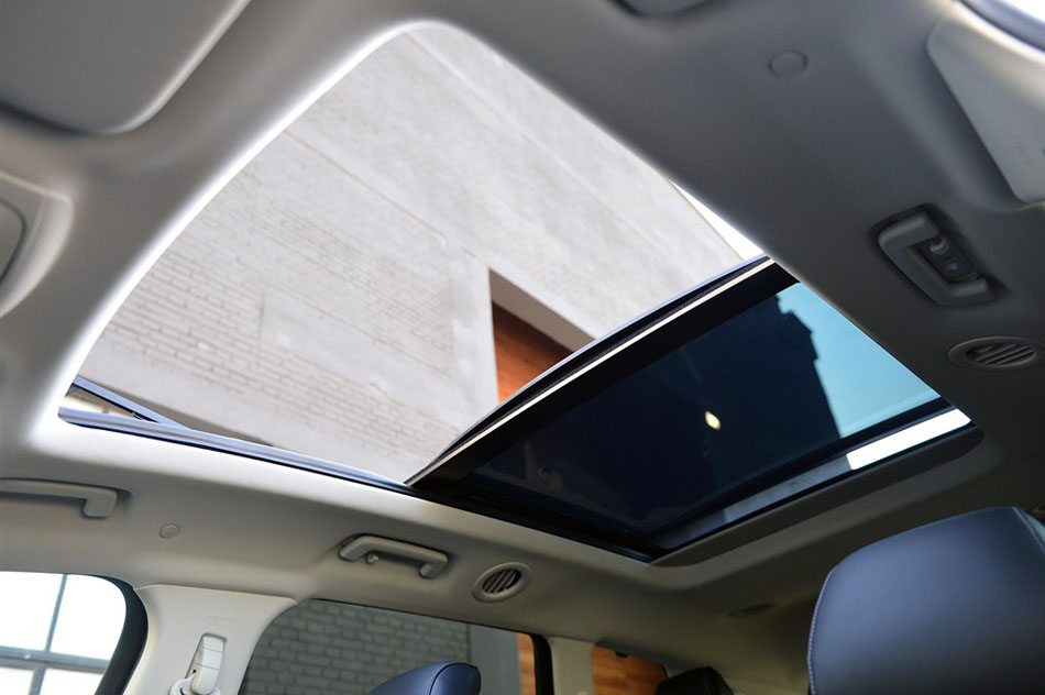 2015款 2.7T GTDi 四驱尊锐型 座椅空间