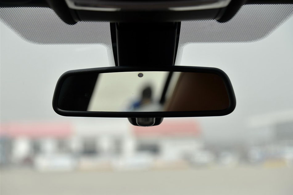 2015款 X6 M 座椅空间