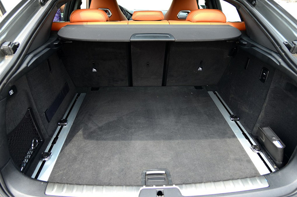 2015款 X6 M 座椅空间