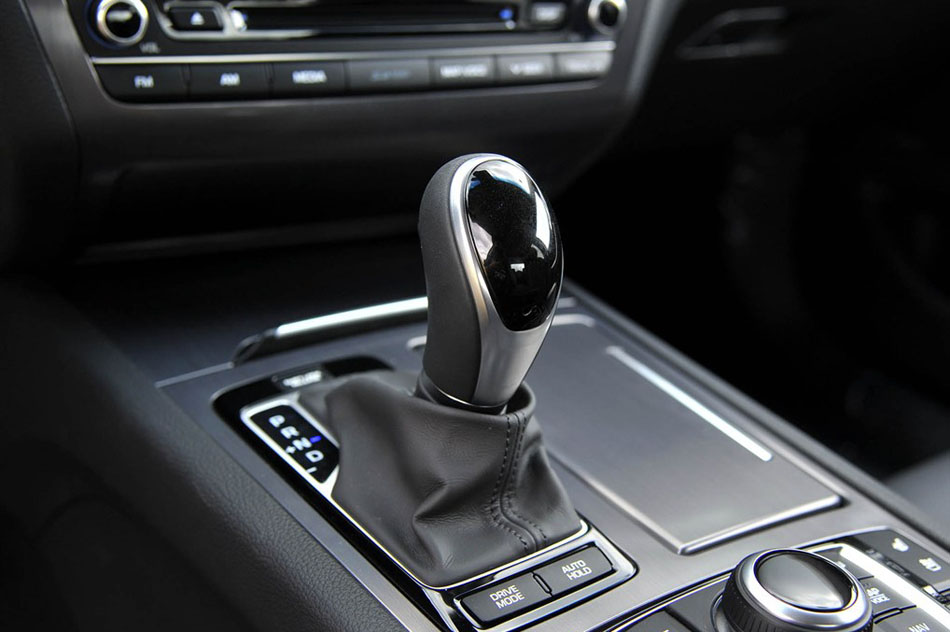 2015款 3.0GDi 两驱豪华版 内饰