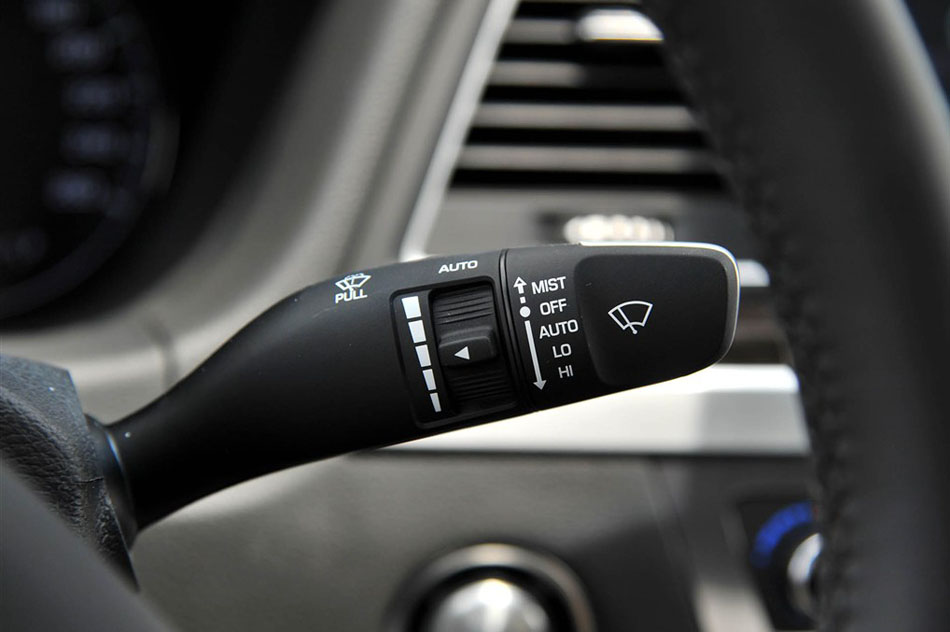 2015款 3.0GDi 两驱豪华版 内饰