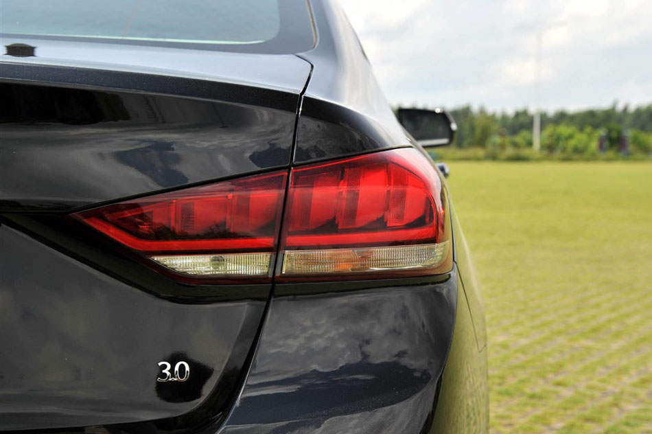 2015款 3.0GDi 两驱豪华版 细节