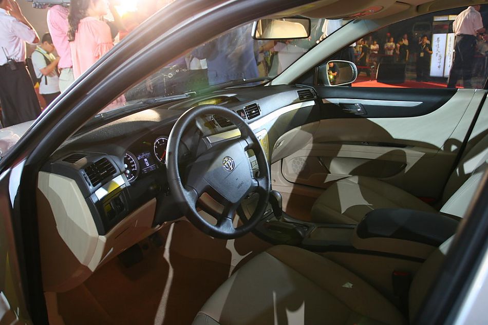 新尊驰展车图片