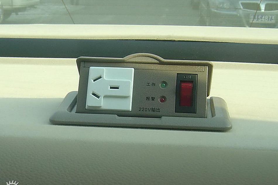 中华1.8T尊驰实拍图片