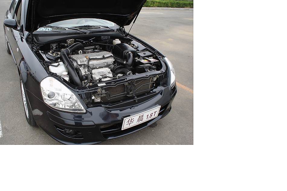 尊驰搭载自主研发1.8T发动机