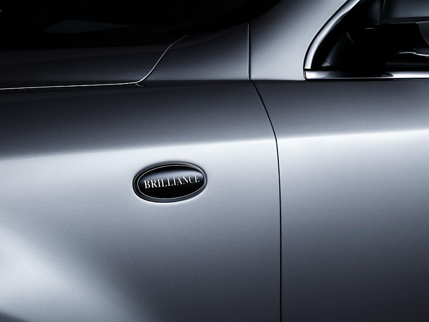 中华新尊驰外观及细节