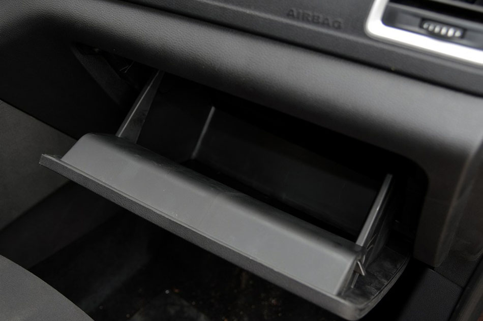 2015款 1.8L 手动舒适型 内饰