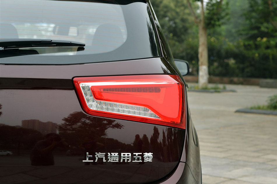 2015款 1.8L 手动舒适型 细节