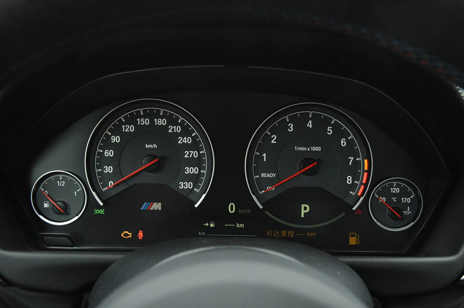2018款 M4 CS 内饰