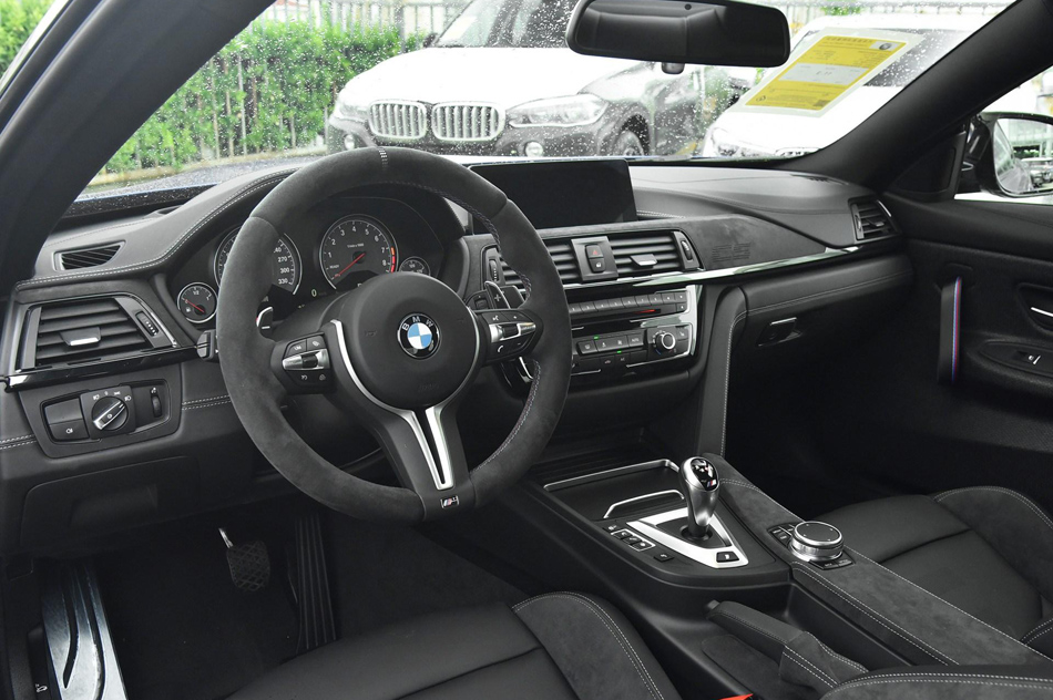 2018款 M4 CS 内饰