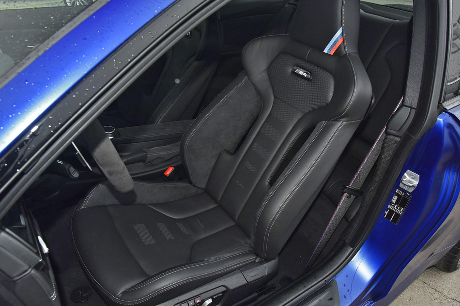 2018款 M4 CS 座椅空间