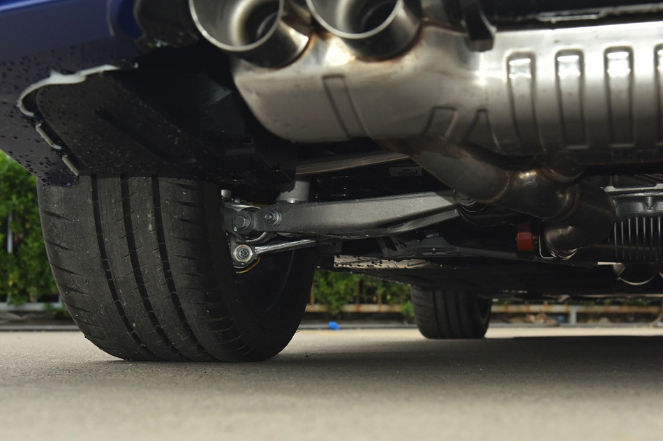 2018款 M4 CS 引擎底盘