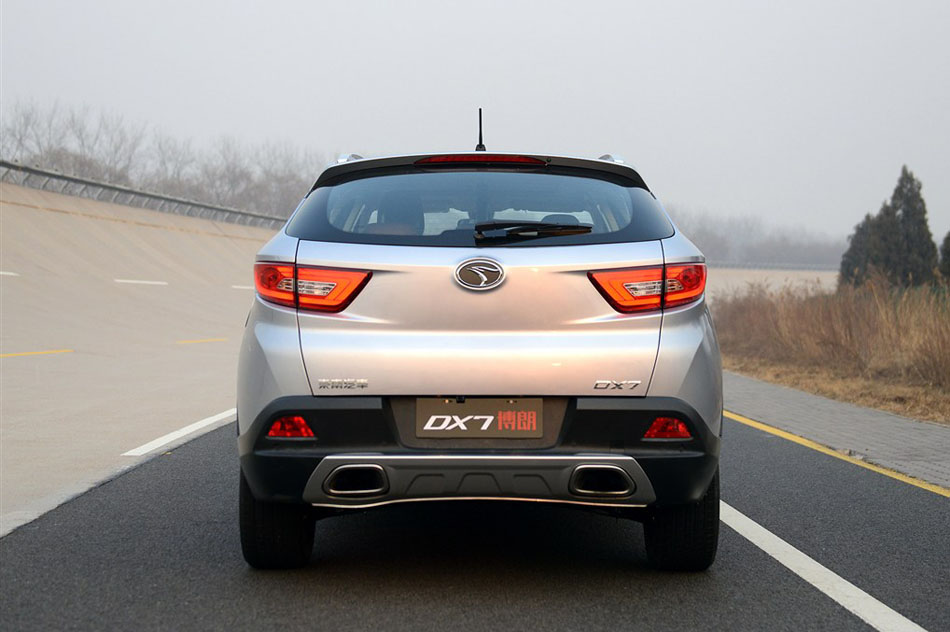 2015款 1.5T 手动尊贵型 外观