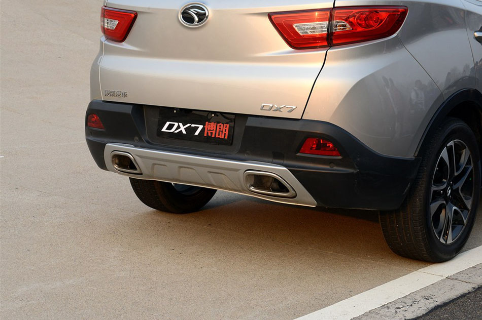 2015款 1.5T 手动尊贵型 细节