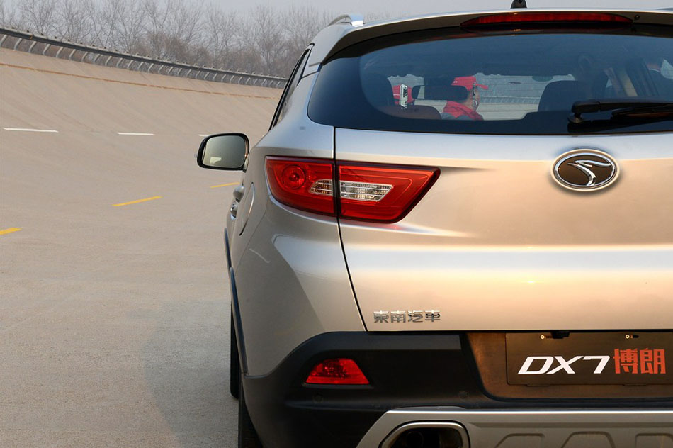 2015款 1.5T 手动尊贵型 细节