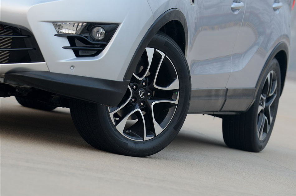 2015款 1.5T 手动尊贵型 细节