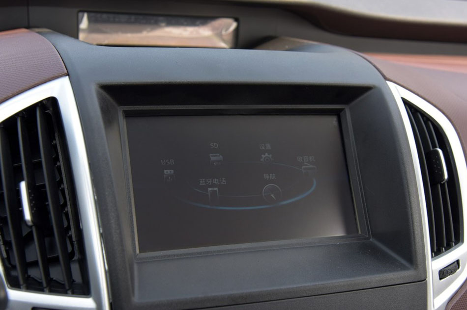 2015款 1.5L 手动舒适型 内饰