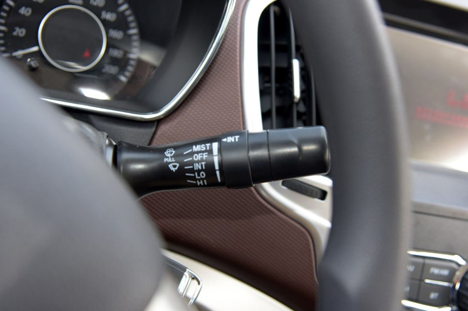 2015款 1.5L 手动舒适型 内饰