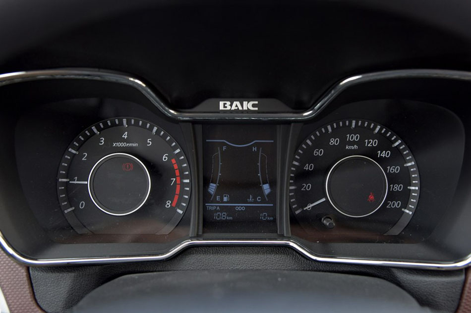 2015款 1.5L 手动舒适型 内饰