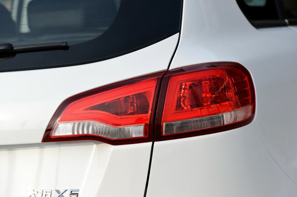 2015款 1.5T 手动至尊型 细节