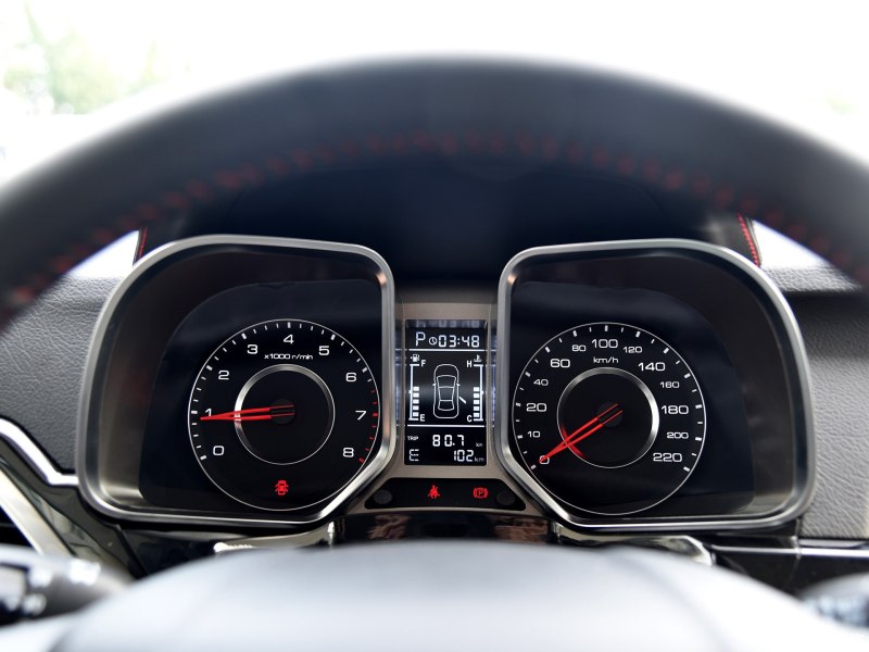 大迈X5  2017款 升级版 1.5T CVT总督型