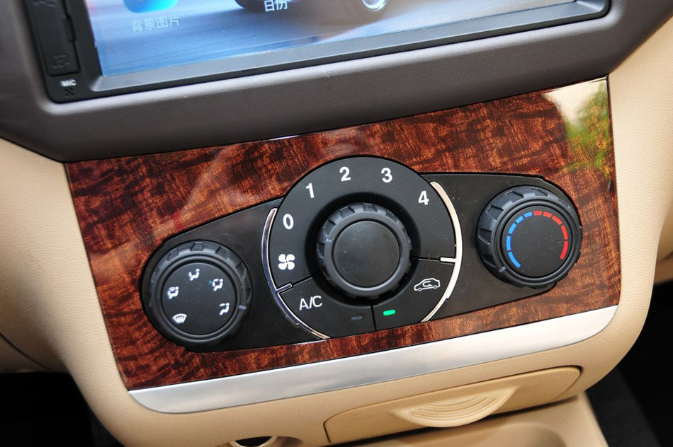 2015款 1.5L舒适型DAM15 内饰