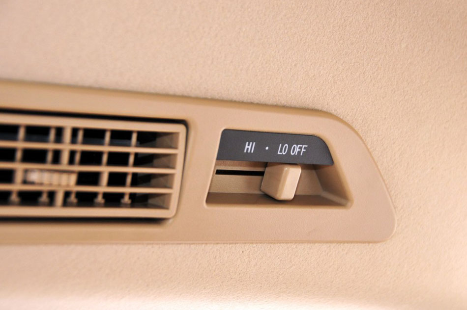 2015款 1.5L舒适型DAM15 座椅空间