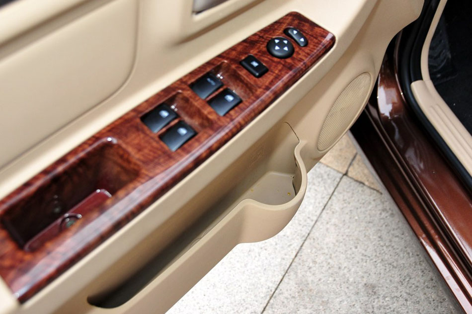 2015款 1.5L舒适型DAM15 座椅空间