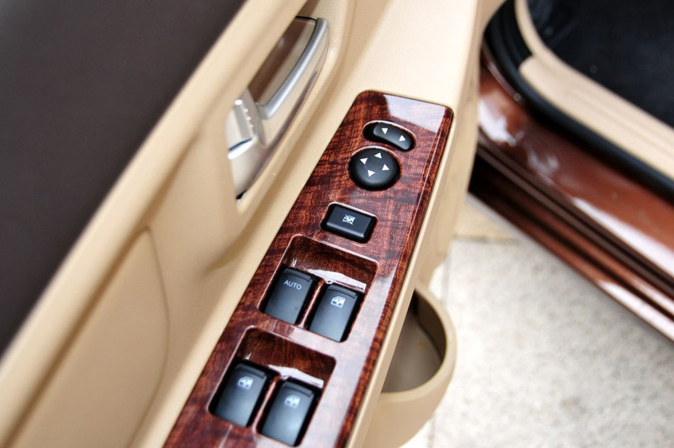 2015款 1.5L舒适型DAM15 座椅空间