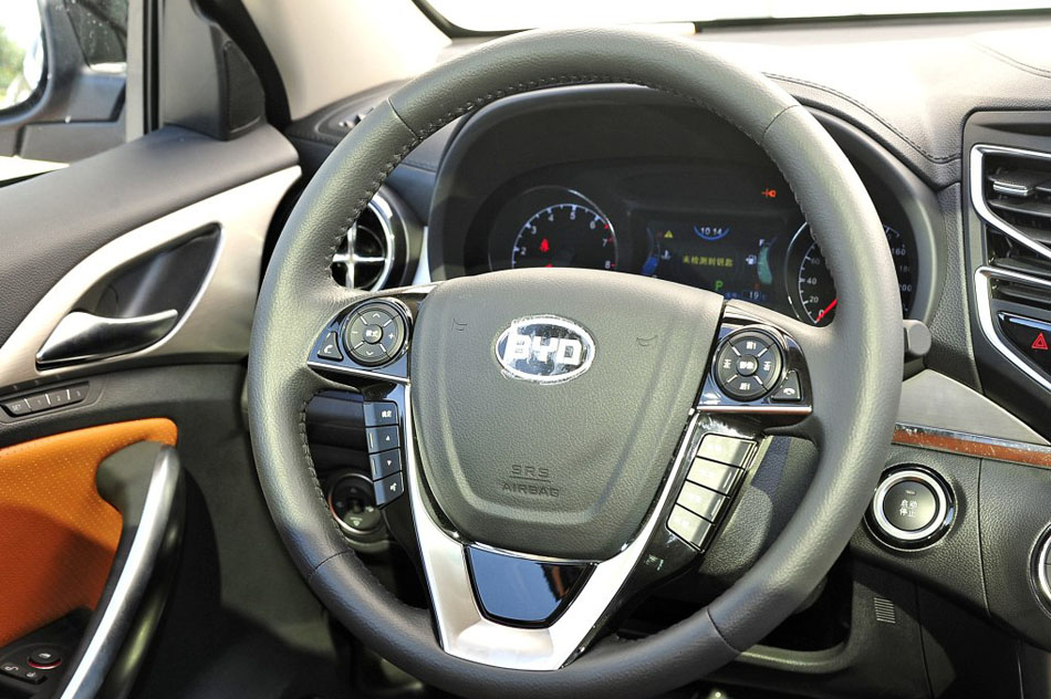 2016款 2.0TID 自动旗舰型 内饰