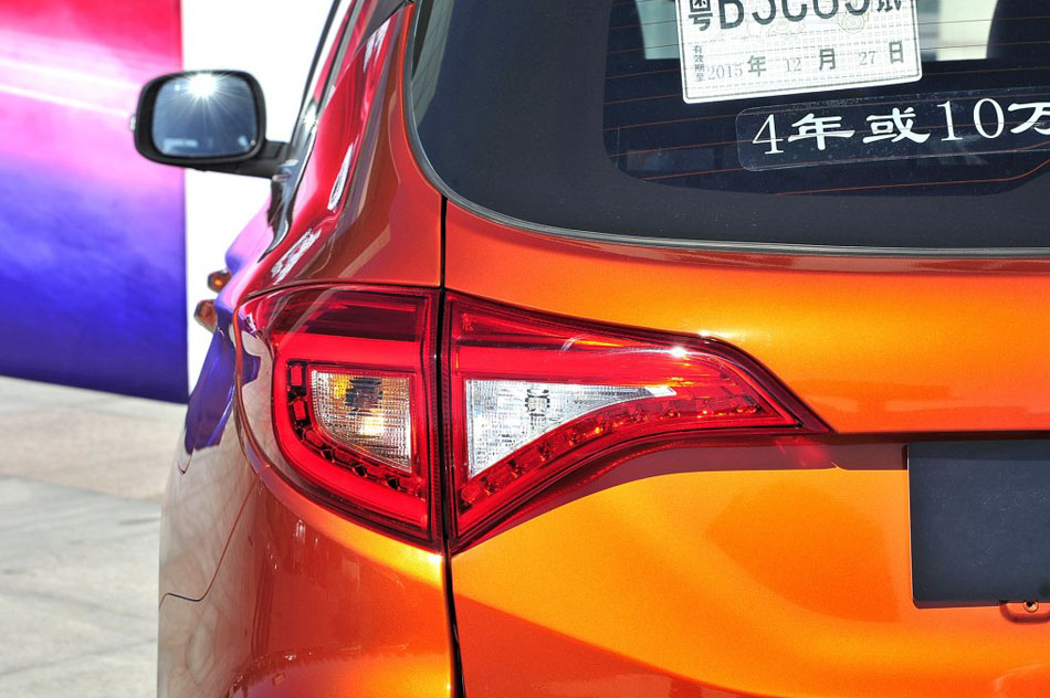 2016款 2.0TID 自动旗舰型 细节