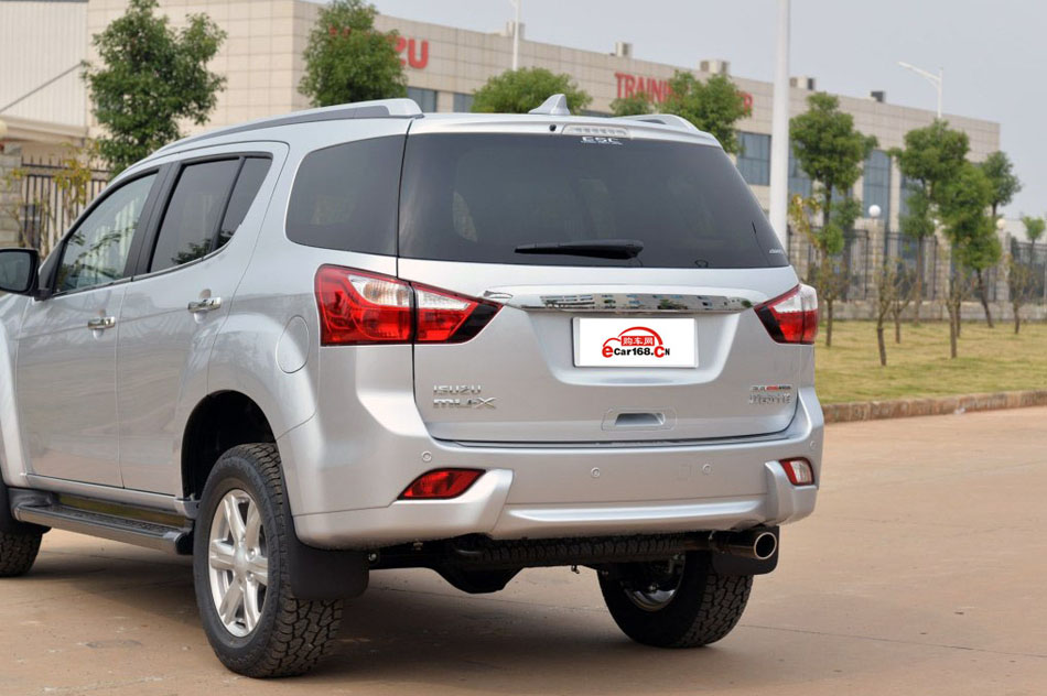 2015款 3.0T 四驱手动探索型 5座 细节