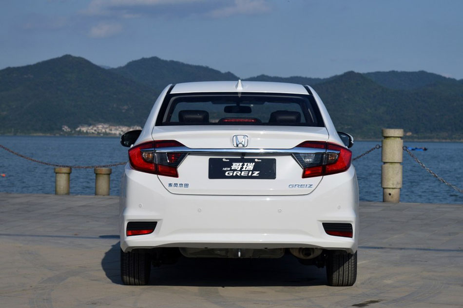 2016款 1.5L CVT豪华版 外观