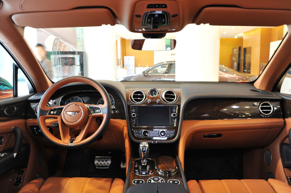 2016 6.0T First Edition  